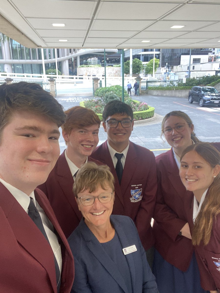 Thank you <a href="/JimmySullivanMP/">Jimmy Sullivan MP</a> for hosting our <a href="/WavellSHS/">Wavell SHS</a> leaders at Qld Parliament today.