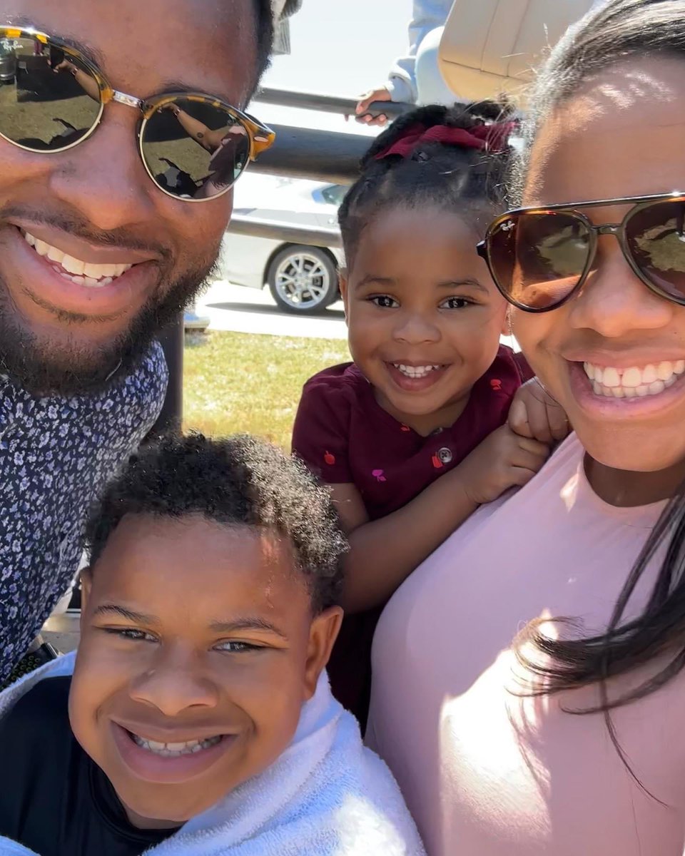 jfreemon63's tweet image. 4•16•23 …✞

Epic moment 🔥🔥

His choice! He Professed! He lives! He Loves! 

𝒓𝒆𝒄𝒂𝒑☝🏾🩸🤍

🅕🅞🅡🅔🅥🅔🅡☝🏾

Cherish every moment.

𝐩𝐮𝐛𝐥𝐢𝐜!

🅟🅡🅔🅢🅣🅞🅝 🅜🅘🅛🅛🅔🅡

🅢🅤🅝🅓🅐🅨

#ThereShallBeLight #OneOneOne #BaptisedInJesusName #HeWentPublic