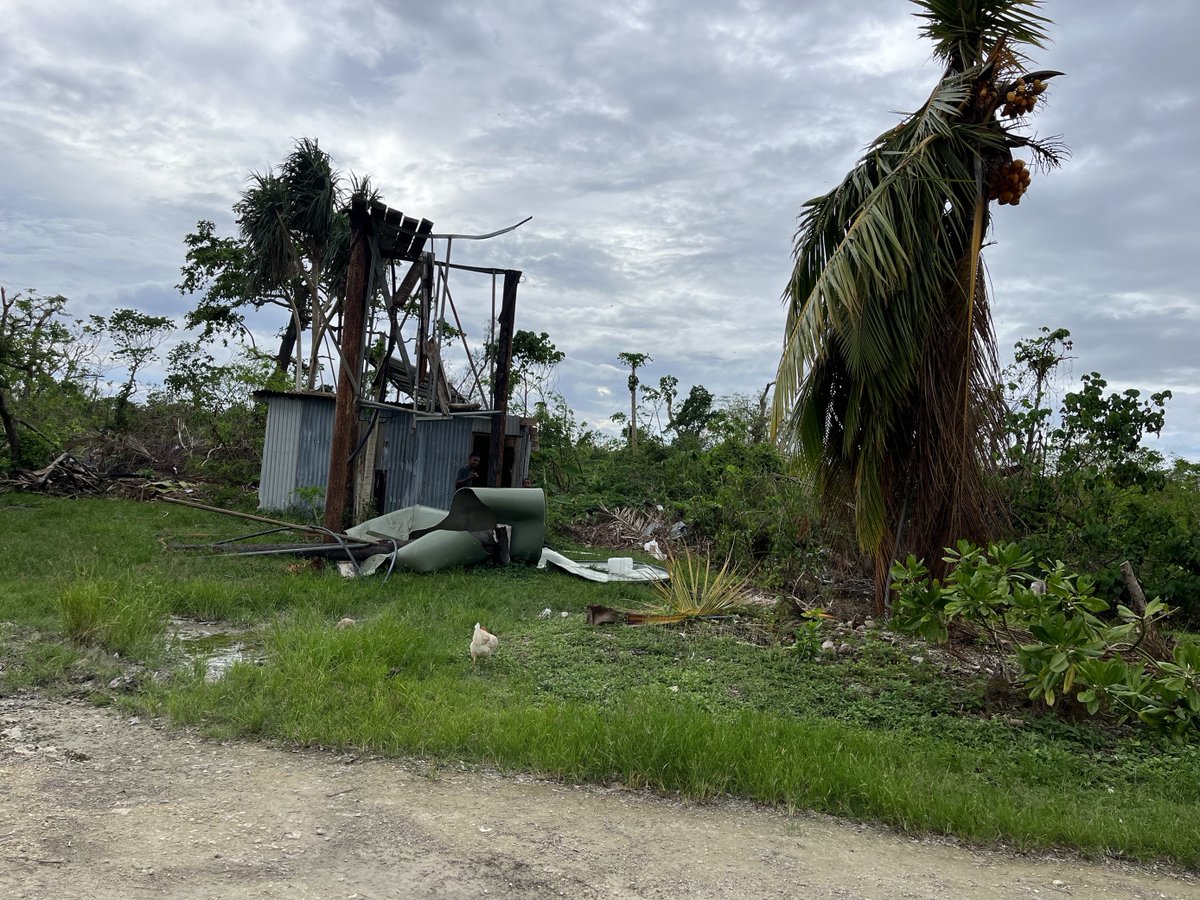 UNDP_Pacific's tweet photo. To start the post disaster needs assessment, @UNDP, @spc_cps in partnership with @GovtOfVanuatu carried out a refresher training. The PDNA will inform 🇻🇺's economic recovery. #Vanuatu was hit by two Cat4⃣ tropical cyclones in March. #BuildFowardBetter https://t.co/pjjfgOxxIF https://t.co/elgkRSvzE5