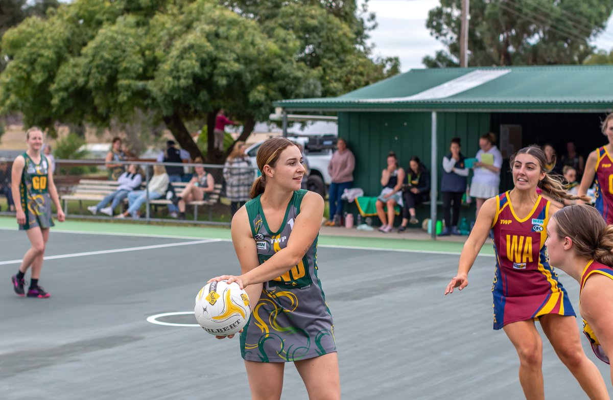 #Benalla #Ensign #EnsignSport <a href="/goorambatfnc/">Goorambat FNC</a> 

Goorambat had a tough battle up against Whorouly this week. The Bats came out strong in the first half having the Whorouly girls trailing by two at half-time.

Read more: tinyurl.com/essnfj89