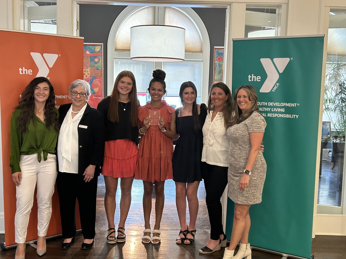 FDHS Girls Soccer tweet media