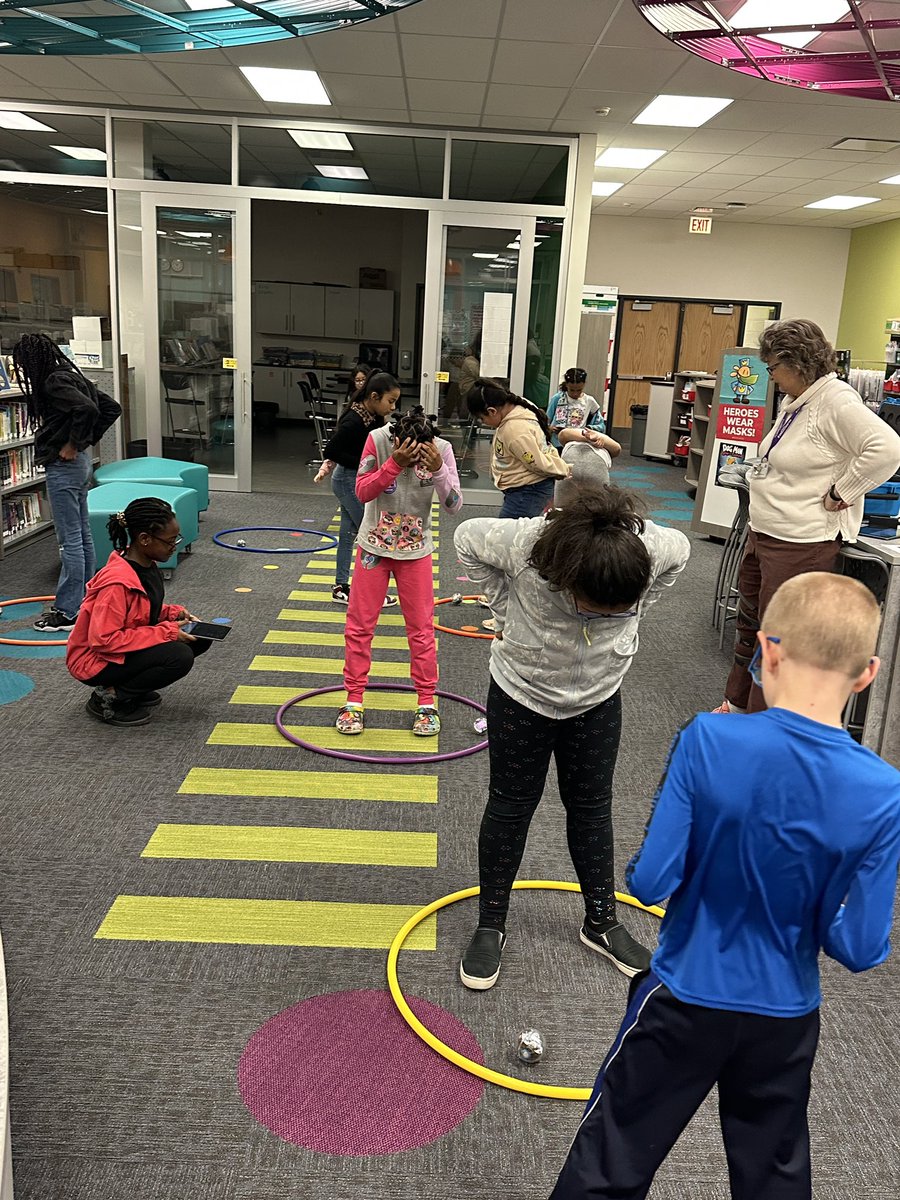 EngstromJen's tweet photo. Fun with @Sphero today!! #esd20learns @DrGuzan https://t.co/S97vQz7dMx