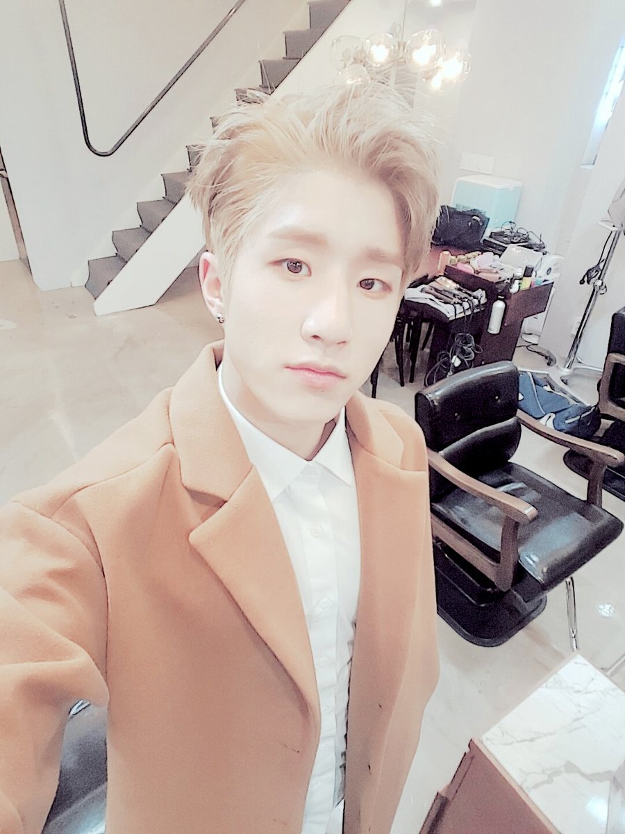 Con mi #𝔠odëꪆ୧𝟷𝟾ʼs me preparé para el #𝐓ini·𝕋our·𝖄2𝑘𝟹 y tener las mejores #𝕥riple𝖙·ᓭིᓯྀ·ʌᴉqǝs y fotitos se este gran evento.

  ㅤ♕  ִֶָ   𝕷𝖎𝖔𝖓 𝕶𝖎𝖓𝖌, #𝐑𝐨𝐰𝐚𝐧༉