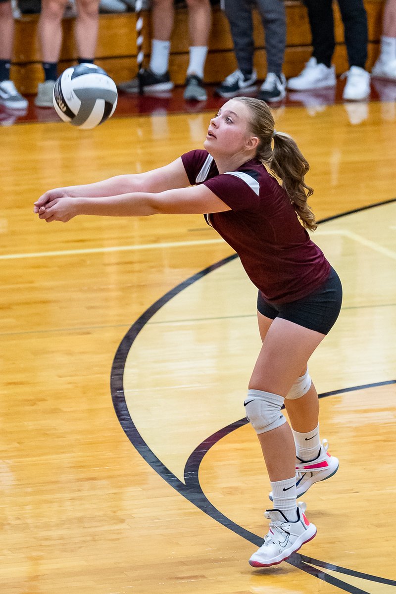 Happiest of birthdays to <a href="/LindseyGott/">lindsey</a> !! Hope you've had a fabulous day!! 🎁🪅🎉🎶🥳🎵✌️