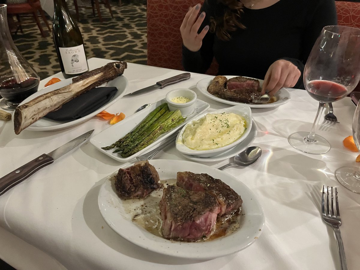 Moose_NFTs's tweet image. Thank you @MoonrunnersNFT #Moonrunners for the stake dinner, LFR #DragonHorde