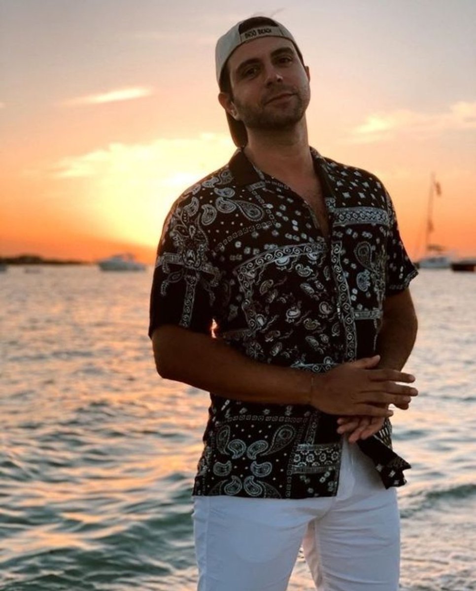 archivemoon_'s tweet image. foolish @FoolishGamers @FoolishTweeters I have some pictures for you since you didn't know