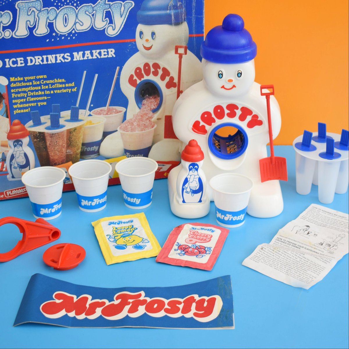 wts90sglory's tweet photo. Who got one of these for Christmas in the 90s? 🧊 #90s https://t.co/Z5U0SQWf8e