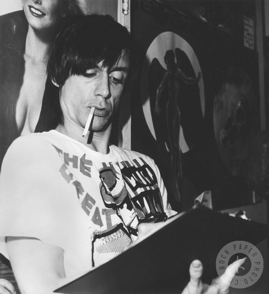 spazfunbags's tweet photo. #IggyPop #RealWildChild saludos @elwarpig y a todos en el #SalvameRadio #NowPlaying https://t.co/iyy00aVXKZ