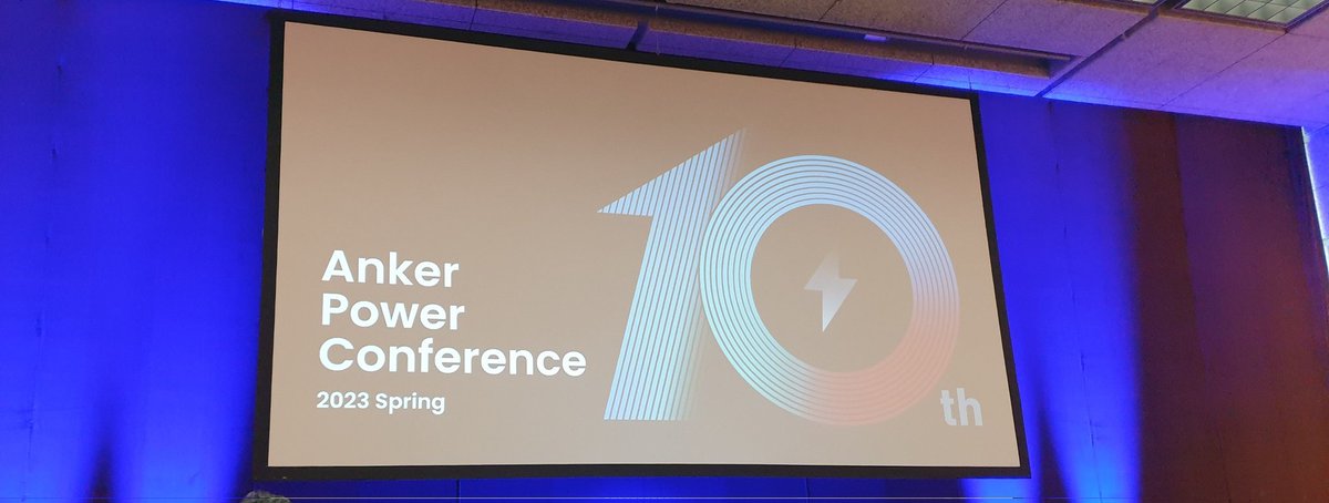 shima_gadget's tweet photo. 情報収集にお邪魔してます

#Anker10周年 https://t.co/dt0lby0SMf