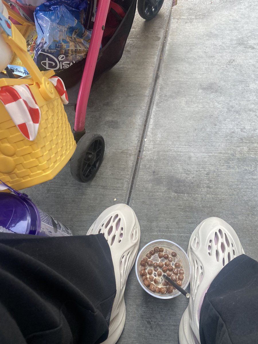 Bobby ツ tweet media