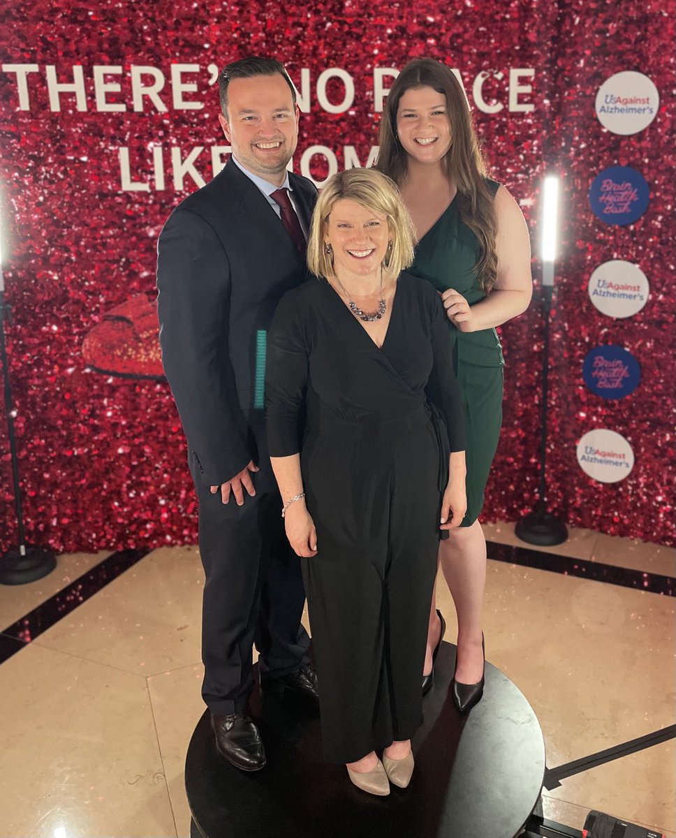 SuePeschin's tweet photo. Loved the @UsAgainstAlz #BrainBash2023! @CMSGov, cover @US_FDA approved #Alzhemer’s therapies, and we will treat you to tickets next year.😉 #ENDCED #StopRationingCare https://t.co/ZnF9uyoBPA