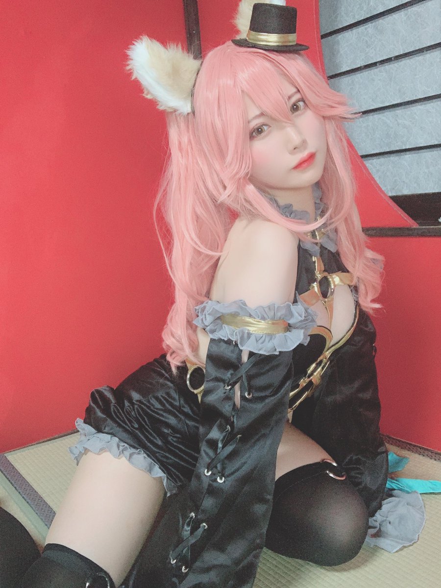 Rolecosplay's tweet photo. FGO 玉藻の前🥰
cn:@Amane_Rumii
衣装▶️https://t.co/Hex9dz9uUX
ウイッグ▶️https://t.co/1Gx9Uutysh
#LEMAIL #コスプレ #FGO https://t.co/G1hO8a3pB8