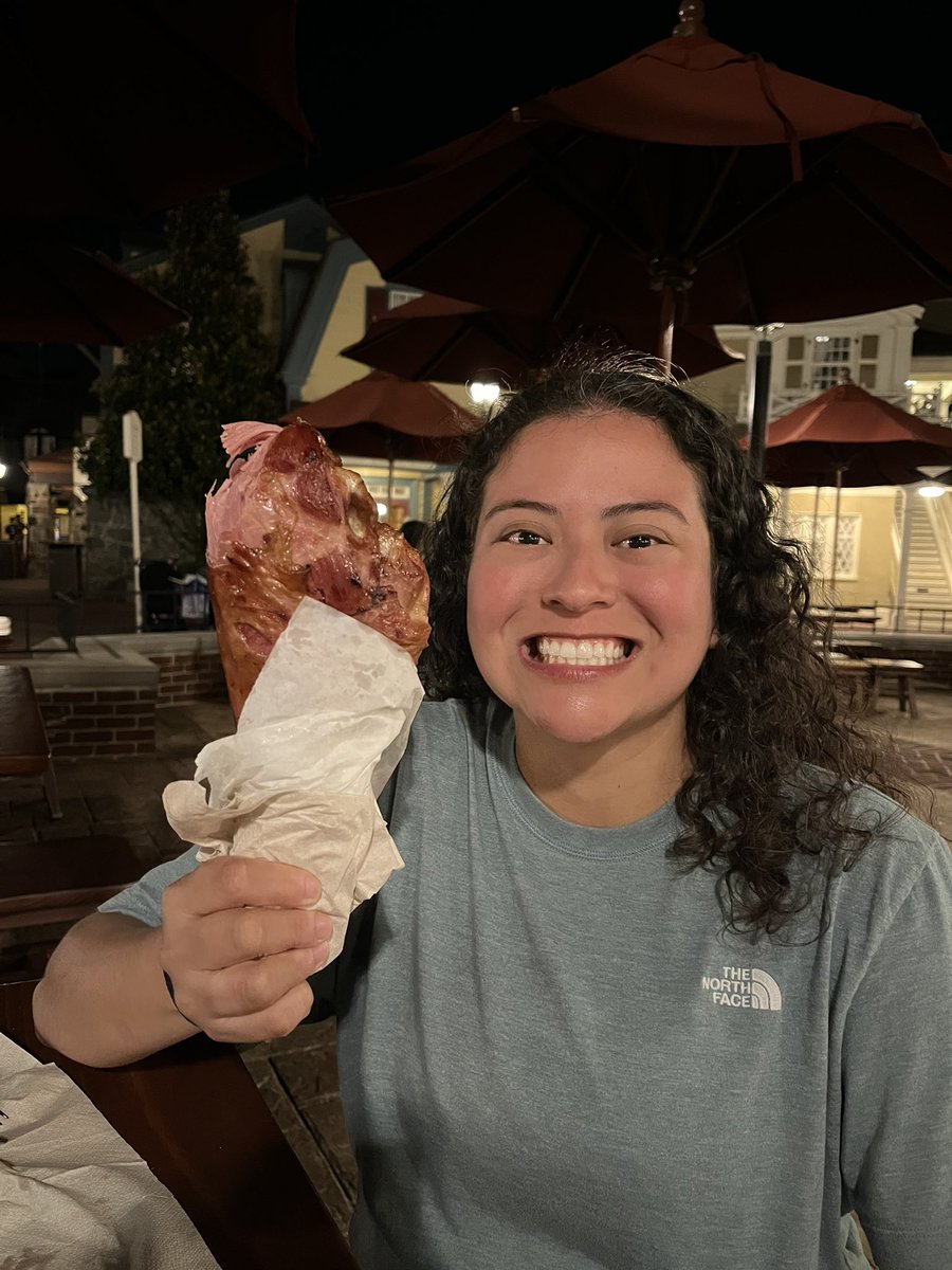 lilliestockseth's tweet photo. i literally just took this picture of melissa but had to share it immediately because i’ve never seen more pure joy than this girl with a turkey leg https://t.co/wygVEuvnV1