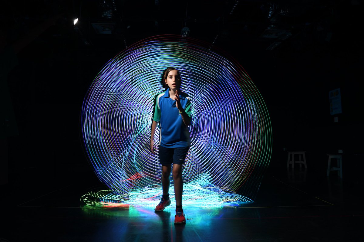 davecaleb's tweet photo. “Coming out of a portal”
Some fun #LightPainting photography with LED lights and off camera remote flash at #uwcsea_east. #uwcsea #uwclearn https://t.co/qxN6opoI2u