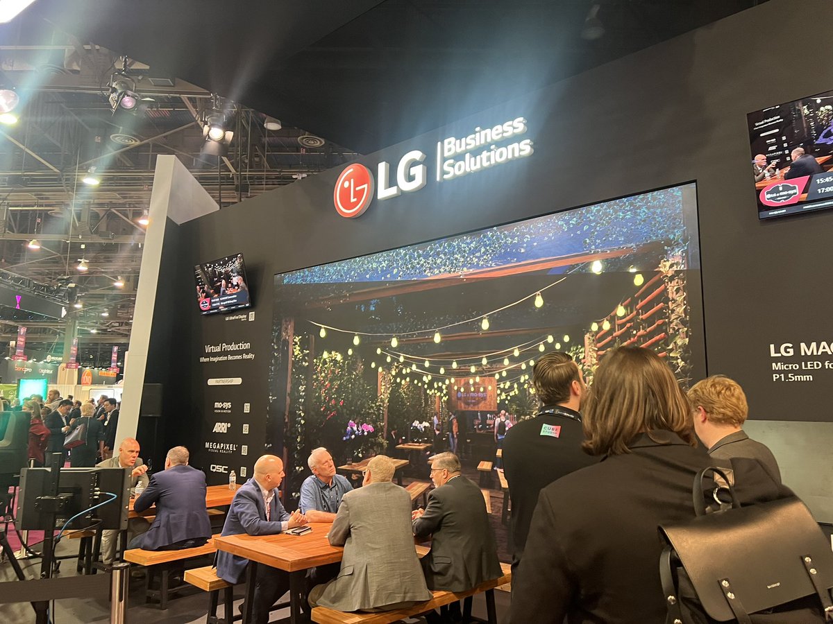 mo_sysLab's tweet photo. Another successful day at #NABShow 🚀. We’re here for one more day so be sure to stop by our booth C3325 in the Central Hall tomorrow.
Our team of experts will be pleased to tell you more about the #G30 gyro-stabilized #remotehead and all new #StarTrackerMax.
@NABShow #NAB100 https://t.co/qbd5YaRh5K