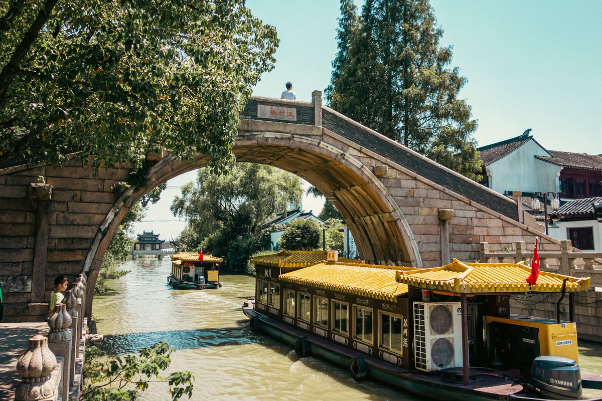 desipen1's tweet photo. Chinese gardens are one of the most cultural symbols with Chinese characteristics, and Suzhou gardens are well-known throughout China. In addition, Suzhou is also a place with high frequency in Chinese classical literature, and many poems are mentioned or born in Suzhou. https://t.co/BuZCweGsSw