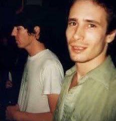 jbuckleyarchive's tweet photo. this picture of elliott smith and jeff buckley from 1996 https://t.co/g1urOnwGuC