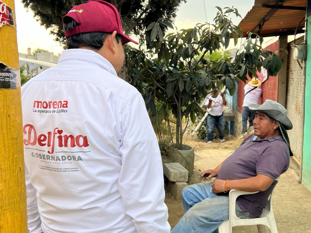 JuanHugoNeza's tweet photo. Gracias a todas las personas que nos recibieron a mis compañeros de @UnidosNacional y a mí, que nos abrieron las puertas de sus casas y negocios, en #TenangoDelAire donde estuvimos como parte de la jornada de campaña a favor de la maestra @delfinagomeza  (1/2) https://t.co/iDxKCK45vm