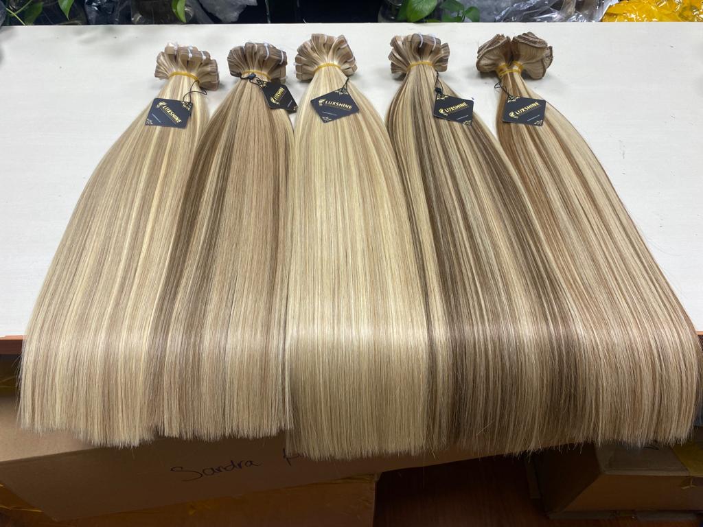 RLuxshine's tweet photo. #luxshinehair #hairvendor #hairfactory #haircare #rawhair #hair #luxshineruby #tapein https://t.co/44AvLp91xt