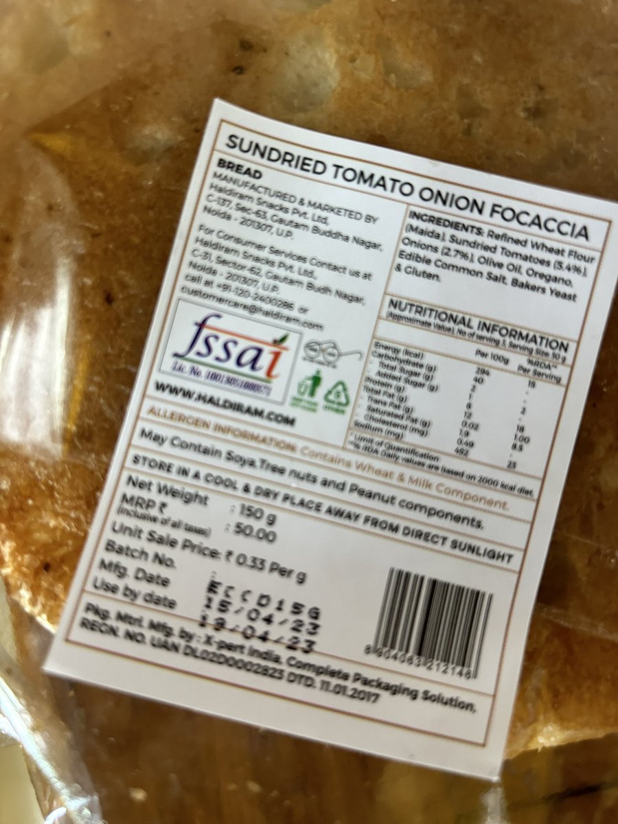 Pawan6um's tweet photo. #HaldiramsFood

Fungus on fresh bread before expiry.  What are you serving to people? https://t.co/ioO3rzG5JN