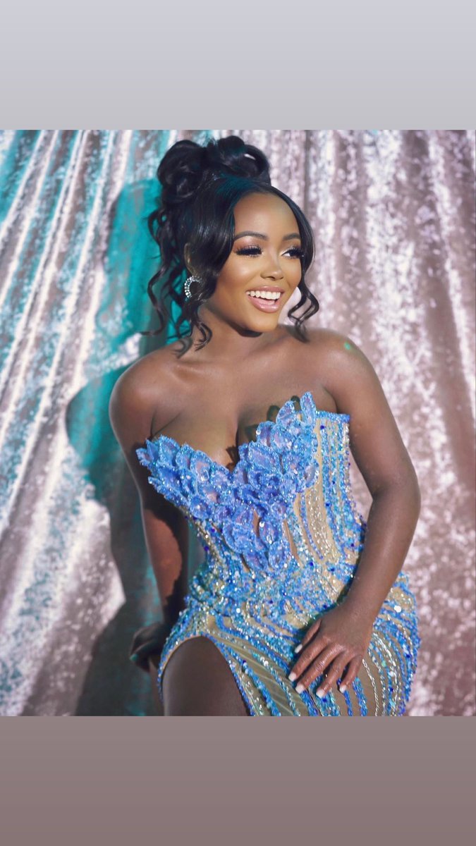 Dr_Heavenly's tweet photo. That baby ATE!!!  #QueenAlaura #Prom2023 https://t.co/jo2CCwpjhI