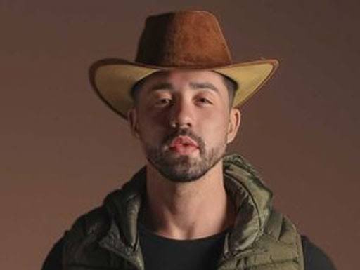 rickbitch's tweet photo. Eu nunca achei que os vencedores da Fazenda seriam tão superiores aos últimos ganhadores do BBB… agora é o Boninho que precisa fazer escola com o Carelli #BBB23 https://t.co/RI1oUOgvhl