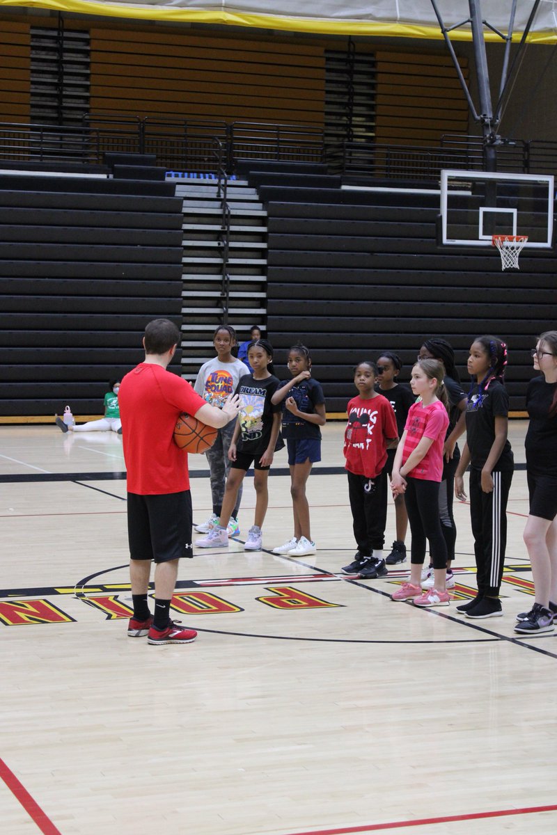 NPHSwomenshoops tweet picture