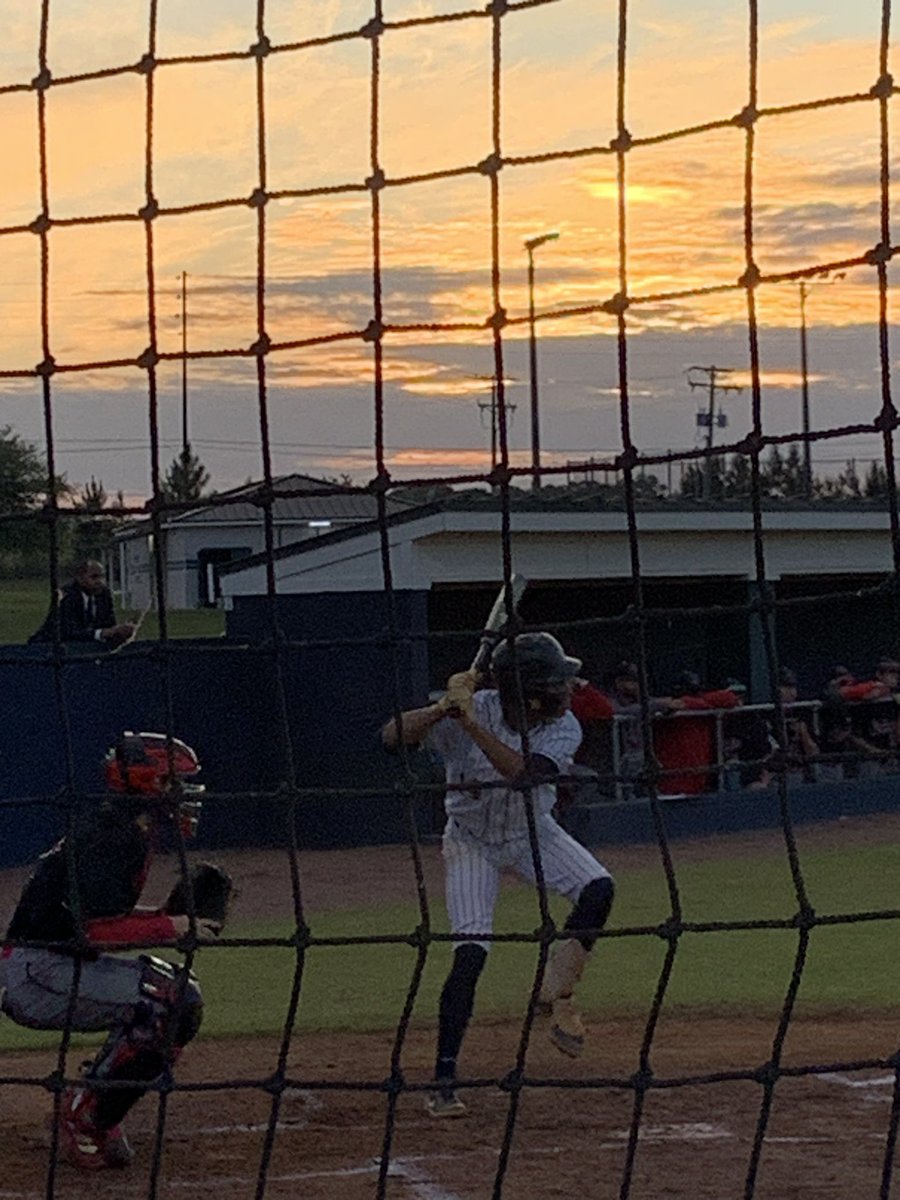 Runninfish's tweet photo. Pretty good night on the bump as well as getting that bay going again. @Otisbrooks05 nice win. https://t.co/6zobu8vn3d