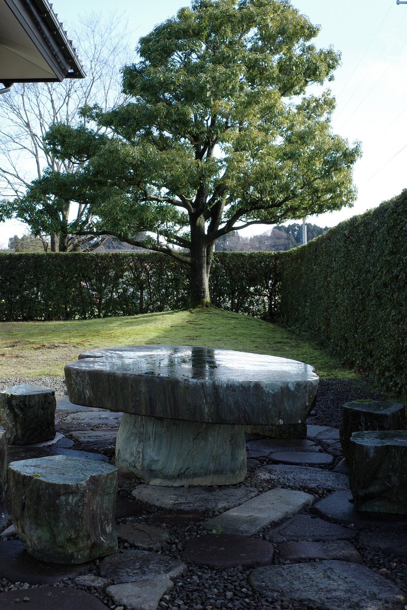 ysk09010901's tweet photo. 石屋さんの特任アドバイザーに就任いたしました。

↓庄川土石工業
https://t.co/vSylaCfW2w

富山県の庄川の川石。

1枚目の写真は弊社施工のお庭。 https://t.co/vJTo2iFDPr