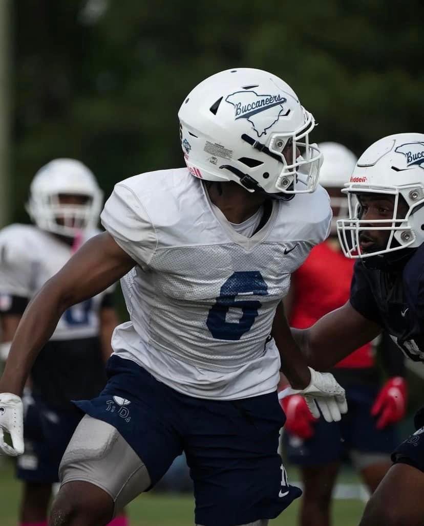 TroupRecruitz's tweet photo. Former Harris County HS & current Charleston Southern University @CSUFB WR Ja’Rell Smith @jarellsmith14 putting in work during spring practice #CountyWay #RecruitTheCounty #bucstrong #SpringBall23 https://t.co/G6uKwWKma9