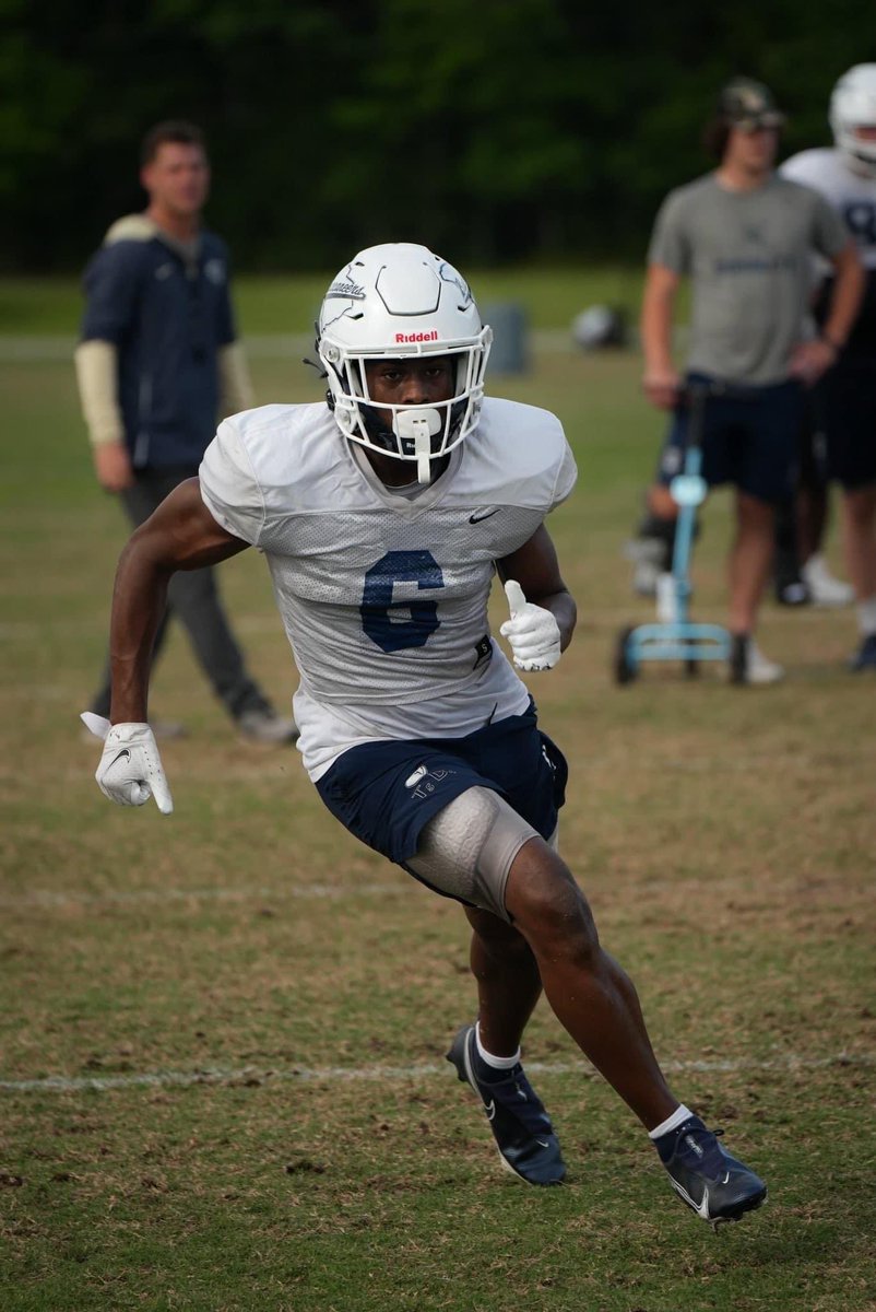 TroupRecruitz's tweet photo. Former Harris County HS & current Charleston Southern University @CSUFB WR Ja’Rell Smith @jarellsmith14 putting in work during spring practice #CountyWay #RecruitTheCounty #bucstrong #SpringBall23 https://t.co/G6uKwWKma9