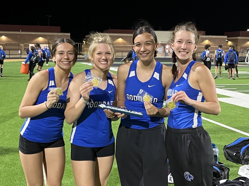 CoachRehseGHS's tweet photo. GHS Girls 4x400m Relay Team of Sydney Healy, Taylor Wallace, Leah LaPlant &amp; Kendal McElroy win an epic race in the wind by shaving 3 seconds off their best time of the year at the Andover Invitational Track Meet.  Great competitors &amp; a fun group. Great things ahead. https://t.co/5n8xrCRvW6