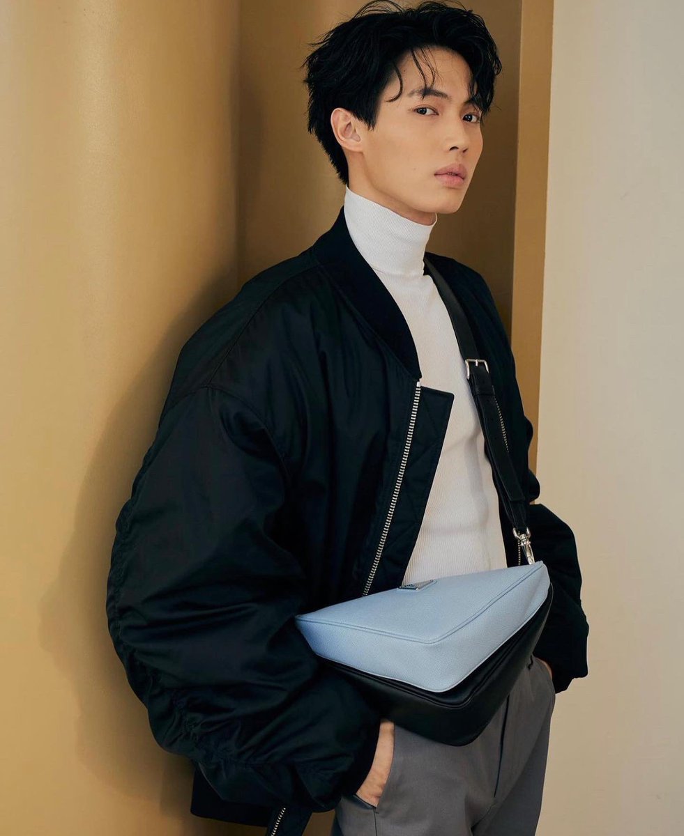 DinaBarrosa's tweet photo. #winmetawin the GBA of Prada
#PradaxWin #Pradatriangle #PradaxWinmetawin #winmetawin https://t.co/bwg3LlUYUQ