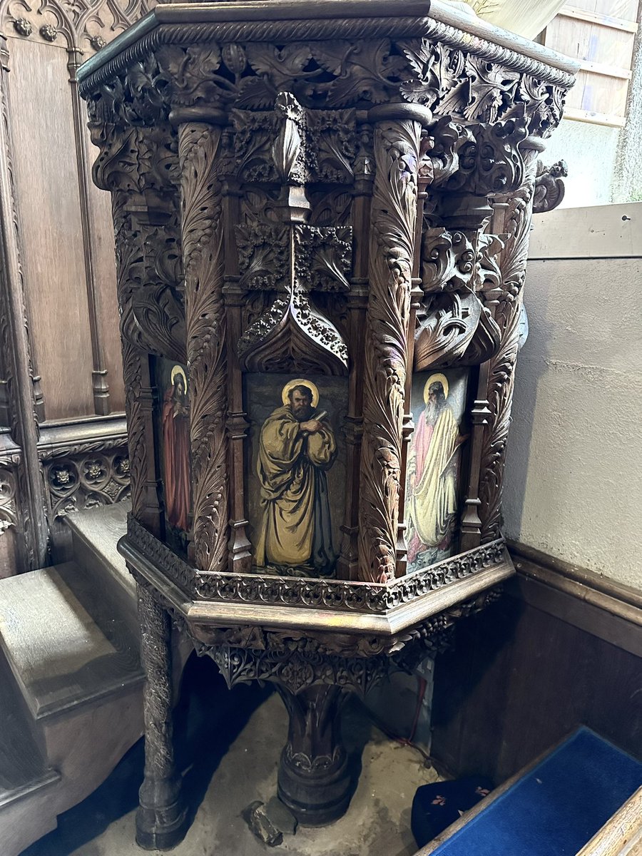 mutley7781's tweet photo. 👀 Lew Trenchard church #Devon
Interesting to learn about the #Pinwill carved pulpit, modelled on the reconstructed 15th C pulpit at #Kenton seen on a previous gathering.
Great visit with @NellytheWillow @morgrugyn @History_Ann & Anne.
Details👇
https://t.co/aa1DZSgGCb https://t.co/ZnyaoRCuMM