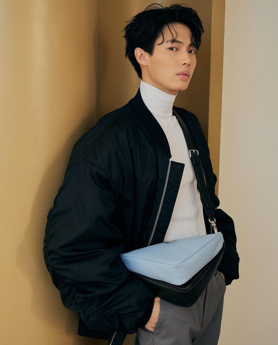 JJTYBWinstar's tweet photo. 💚💚💚
Win Metawin
#winmetawin @winmetawin
#PradaxWin #PradaTriangle #Prada https://t.co/b8IdxCzqMI