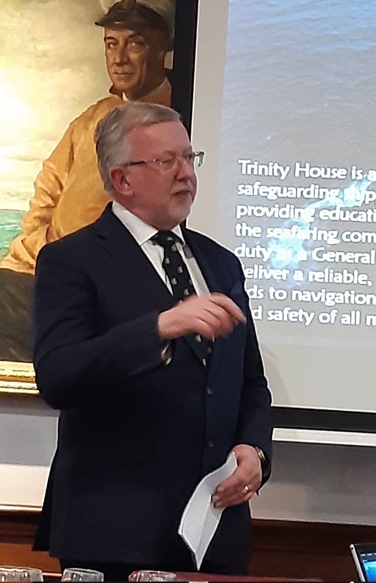 littleshipclub1's tweet photo. #FittingOut at #littleshipclub. Thank you Commodore Bob Dorey for such an entertaining talk about #lighthouses and #TrinityHouse https://t.co/PzVN55LD8Q