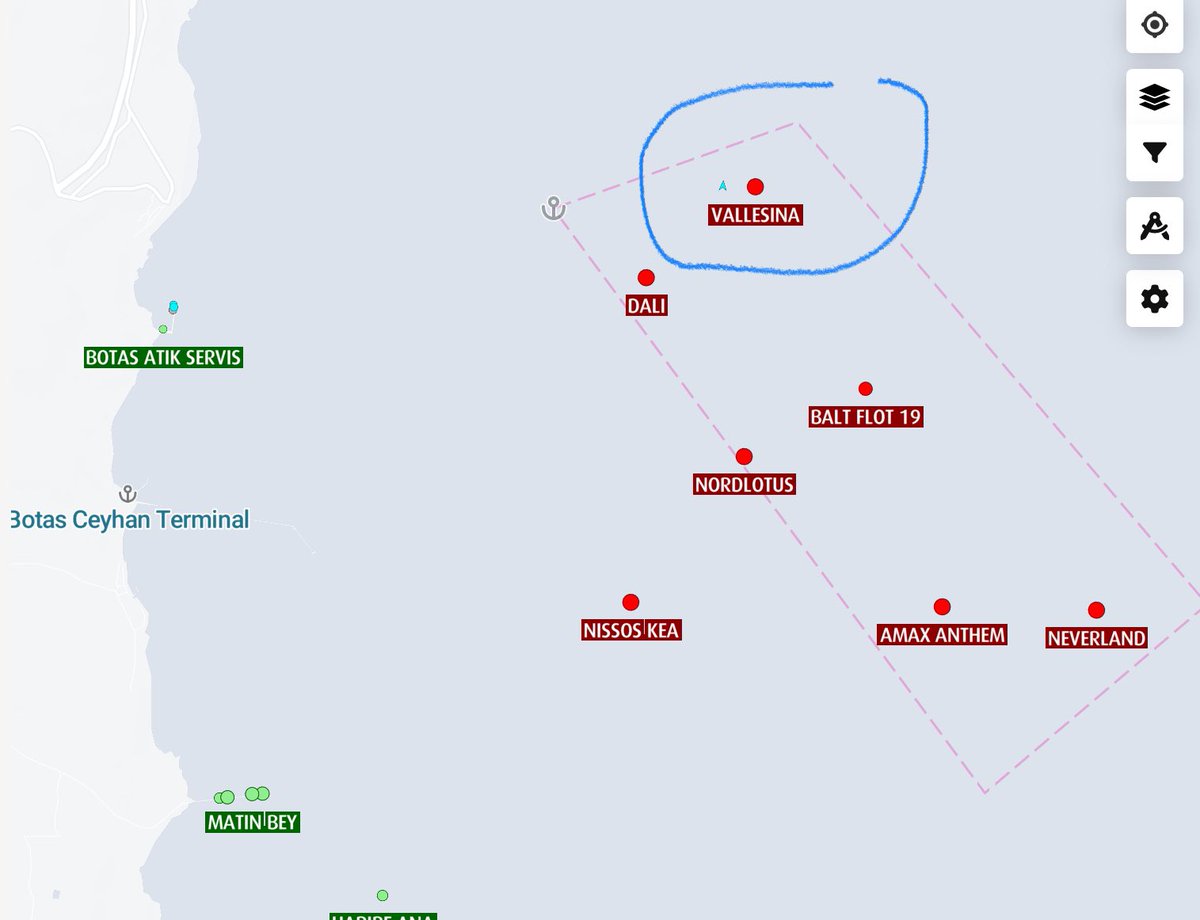 111notout1's tweet photo. #gkp #gkptakeover
#tankergate
A tug has been parked next to the VALLESINA ( one of the tankers that has been anchored >10 days waiting to load Kurdish oil ). for at least an hour.
I will advise if it starts towing tanker into terminal berth β¦β¦
ππ€ https://t.co/7WaaE1h20A