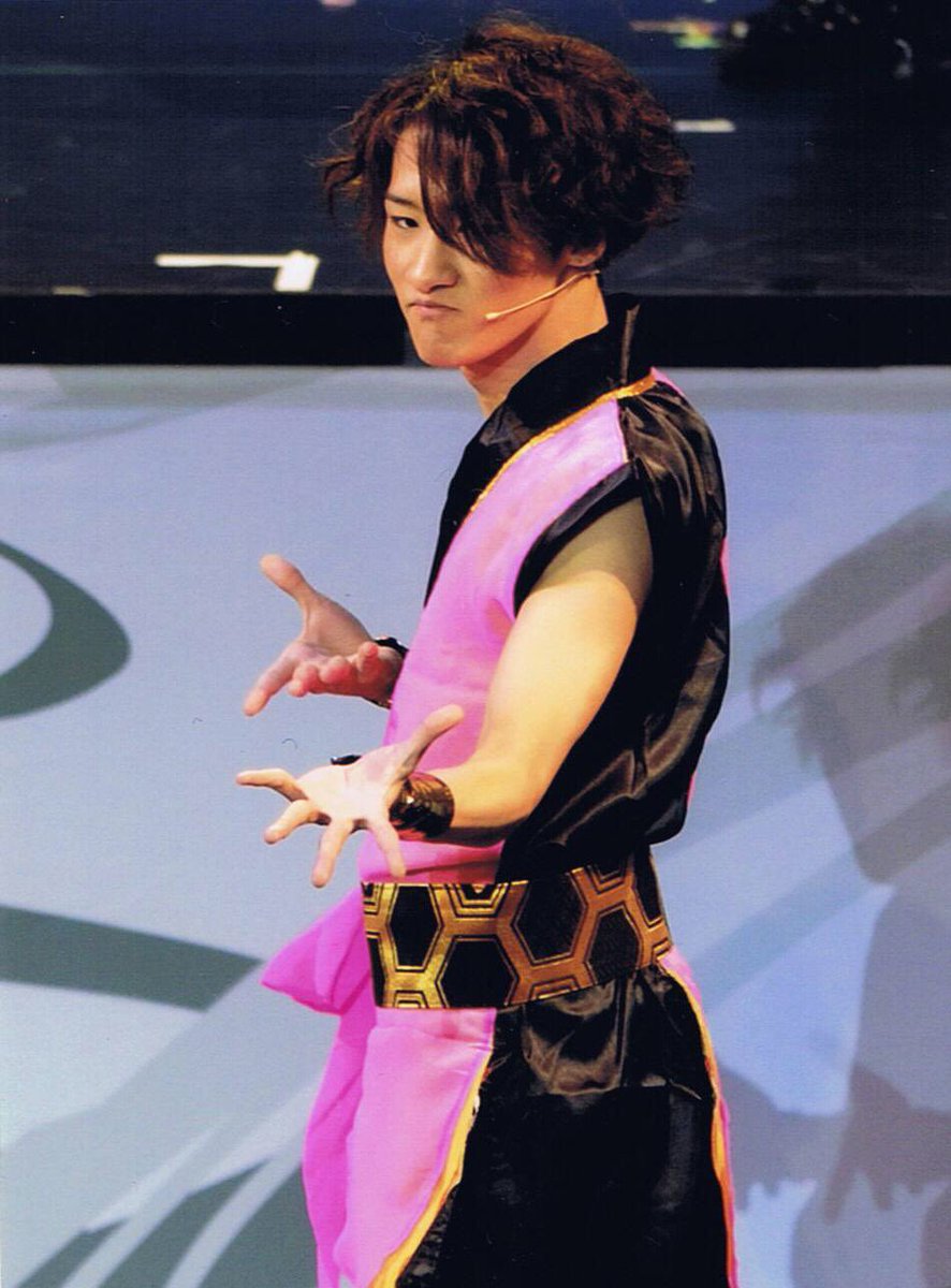 Ptt_dandelion's tweet photo. 【滝沢歌舞伎2023】
軽率に過去振り返って涙出た。春の踊りからのいにしえ最高。組曲最高。歌舞伎ダイジェストも良かった。歌舞伎前の演目説明いわふかがお立ち台に乗ってやってたな…Shadow dance同じ振りじゃないか…とか全部懐かしい。鶴観たかった。義経思い出して景時観たくなった。(ノンブレス) https://t.co/czKeQCtwx9