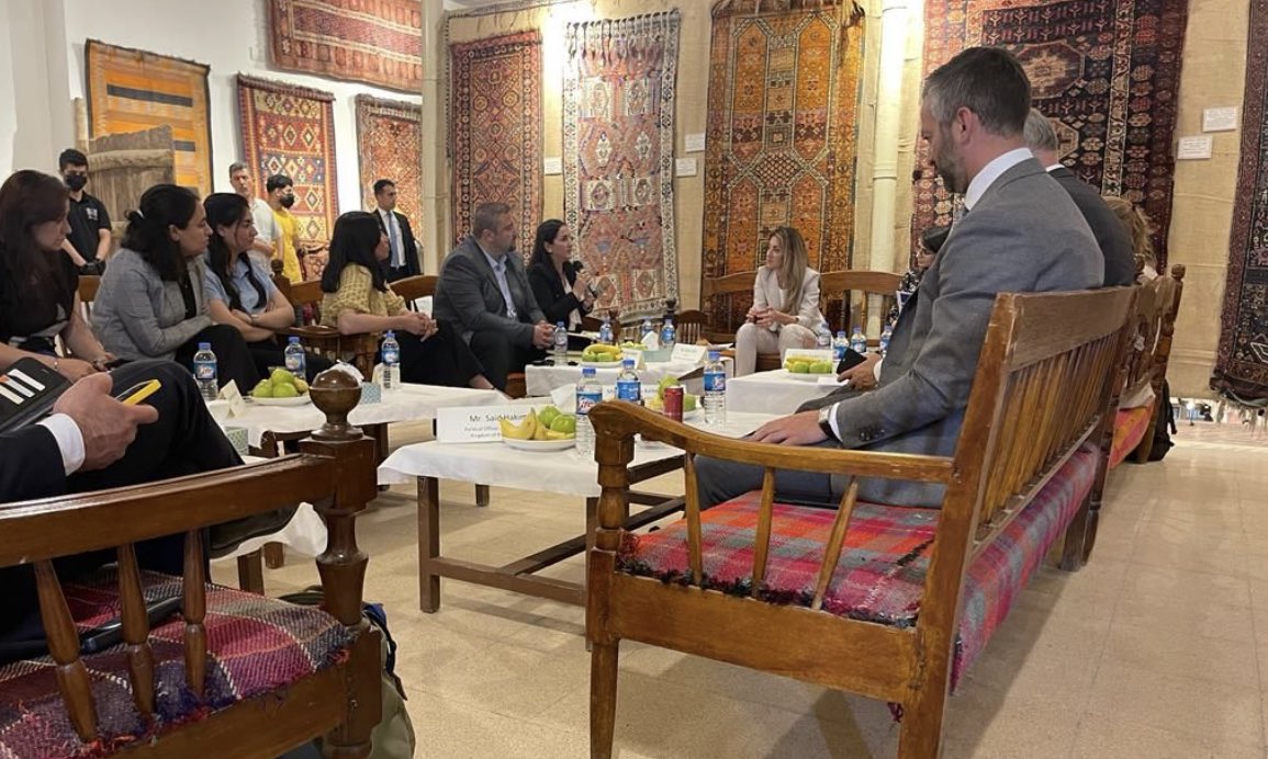 DilanYesilgoz's tweet photo. Vorig jaar hoorde ik in Irak verhalen direct van Yezidi’s zelf die slachtoffer zijn geworden van IS. Wat hen is aangedaan is afschuwelijk. 

We bundelen de krachten met @UNITAD_Iraq zodat we er alles aan kunnen doen om de IS-misdadigers zo stevig mogelijk te straffen. https://t.co/YOnNWqxsER