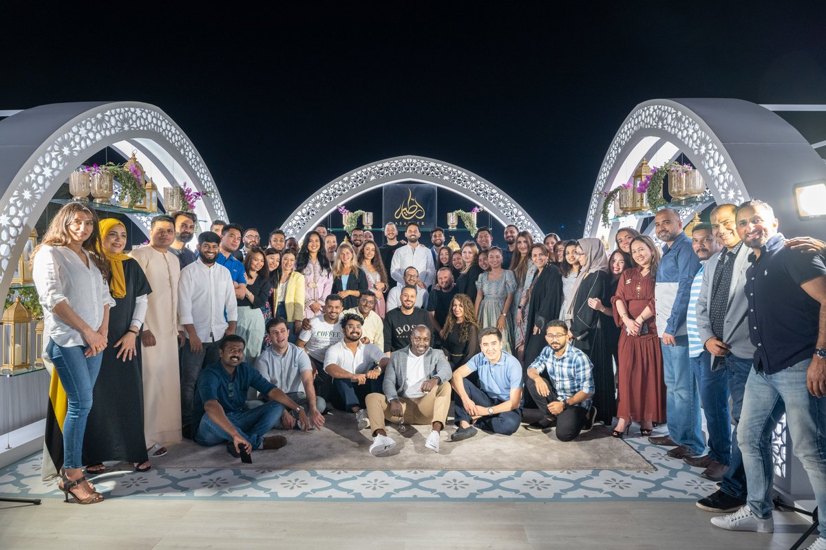 Hamptons International Dubai tweet media