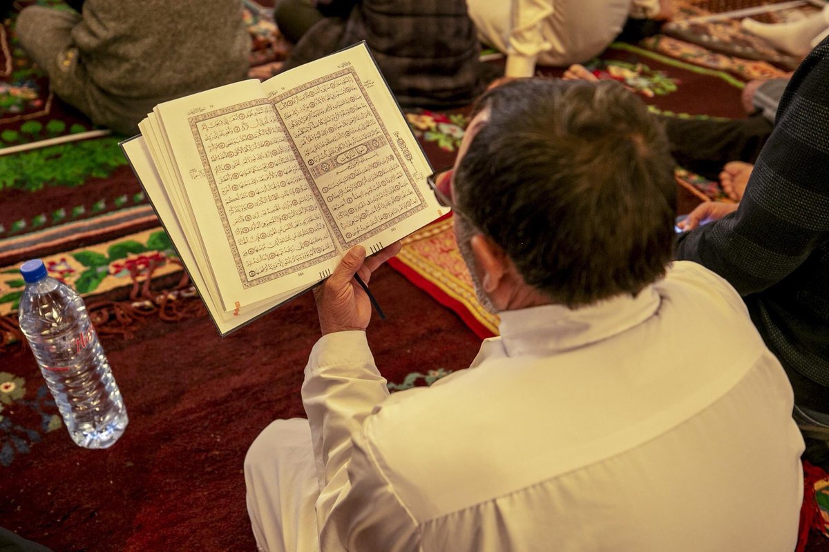 Mosquée Oqba Ibn Nafi ,Kairouan.Tunisie🇹🇳

La première mosquée au monde avec un minaret.