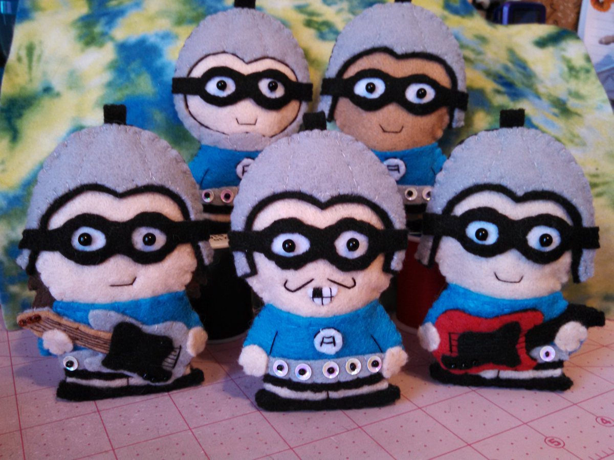 erincheshirecat's tweet photo. #ShopReview
⭐⭐⭐⭐⭐
"It's more Super Rad than I imagined! The felt style fits in perfectly with the old ornaments my grandmother made! Love it!"
#TheAquabats https://t.co/wJSgwgjBnb