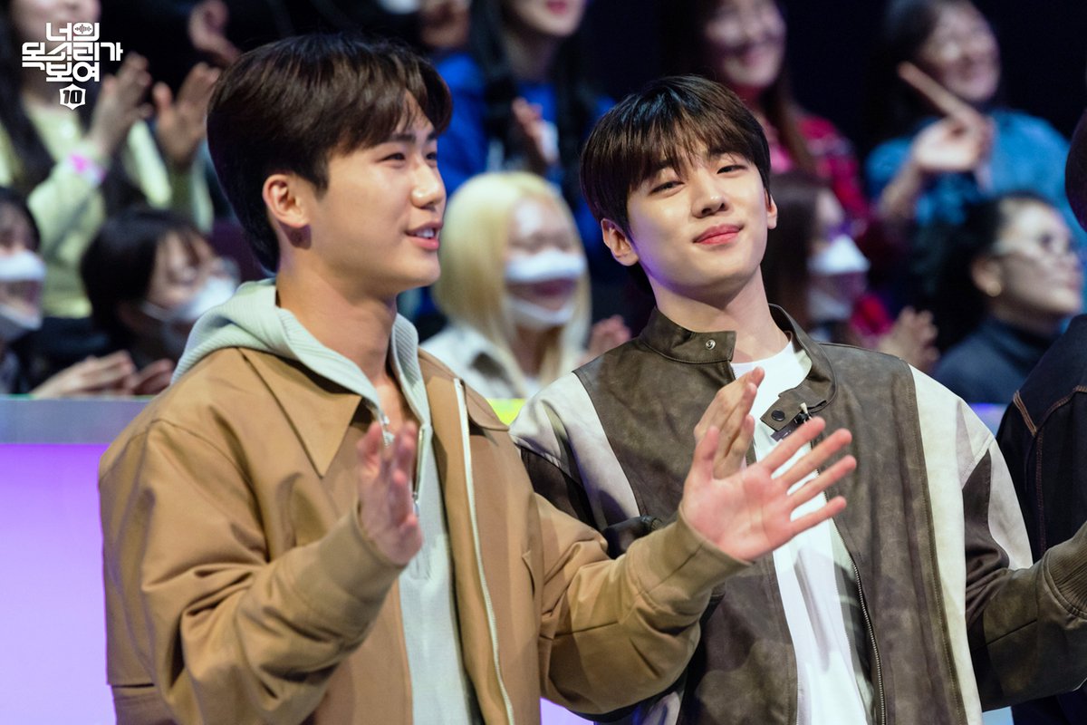 MnetKR's tweet photo. [#너목보10] ✌#DKZ #재찬 #종형 이
오늘 저녁 7시 너목보10에서 기다립니다!✌

#추리포텐 #표창원 #권일용
오늘 [수] 저녁 7시 본방사수🤗
Let’s Go 너목포텐 Party!

#너의목소리가보여10 #너목포텐 #엠넷
#ICanSeeYourVoice10 #Mnet https://t.co/xZB2yCH6Jp