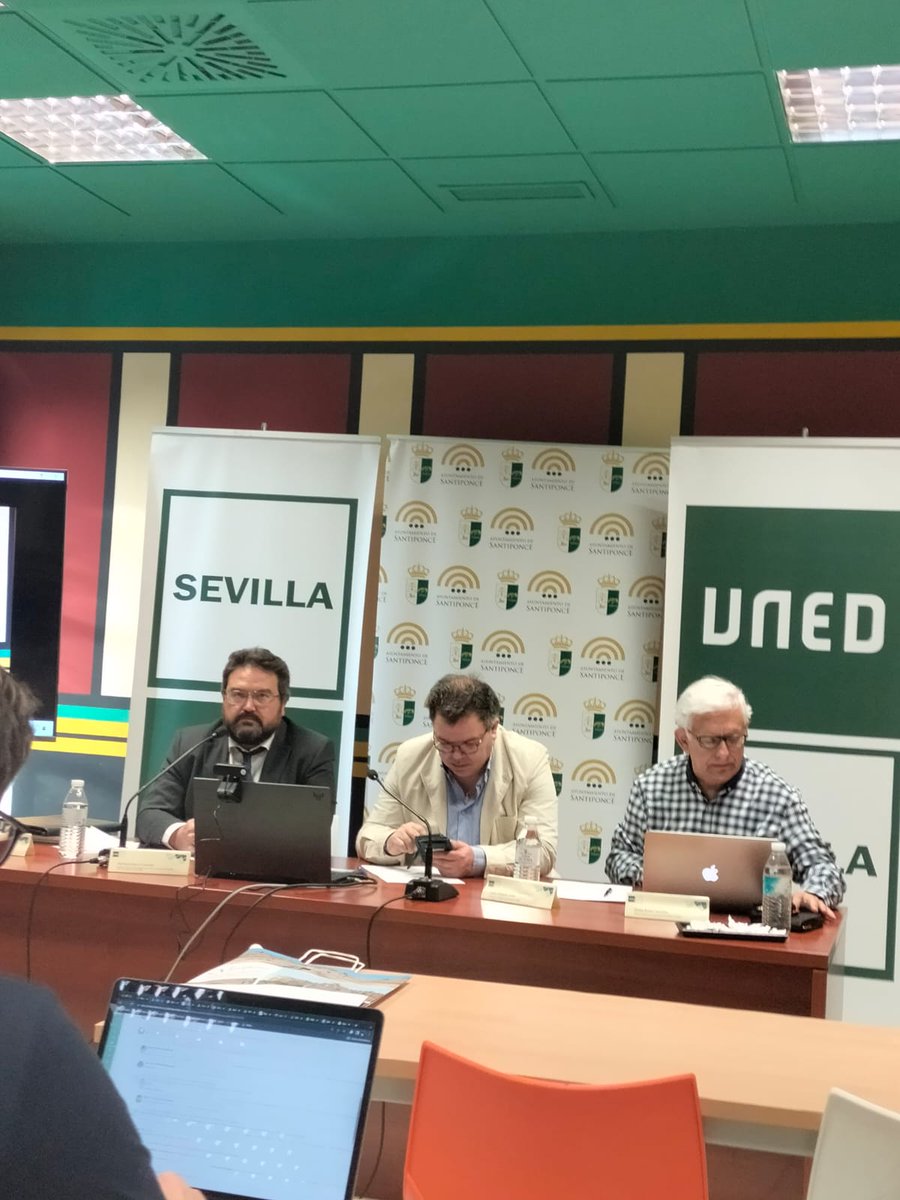 #docenteprincipiante
Iniciamos con Programas de política educativa en zonas vulnerables: Cristóbal Barea, Blas Campos y Juan Salamé