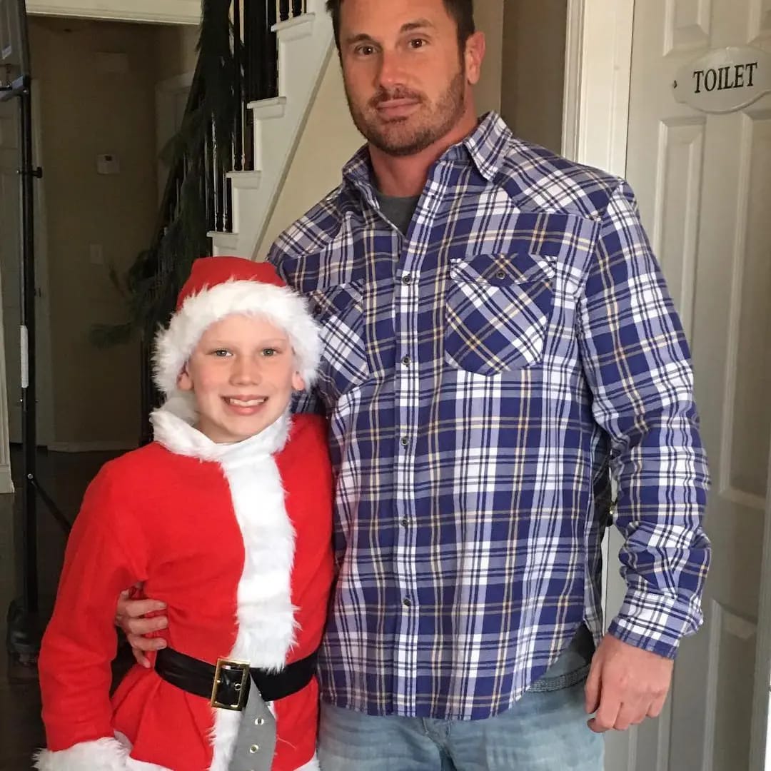 My beloved Princess and Daddy together during Christmas😍👌🤝👍💞💕❤️‍🩹💟💖💗💓💓💝❣️❤️❣️❣️💯💯💯💯