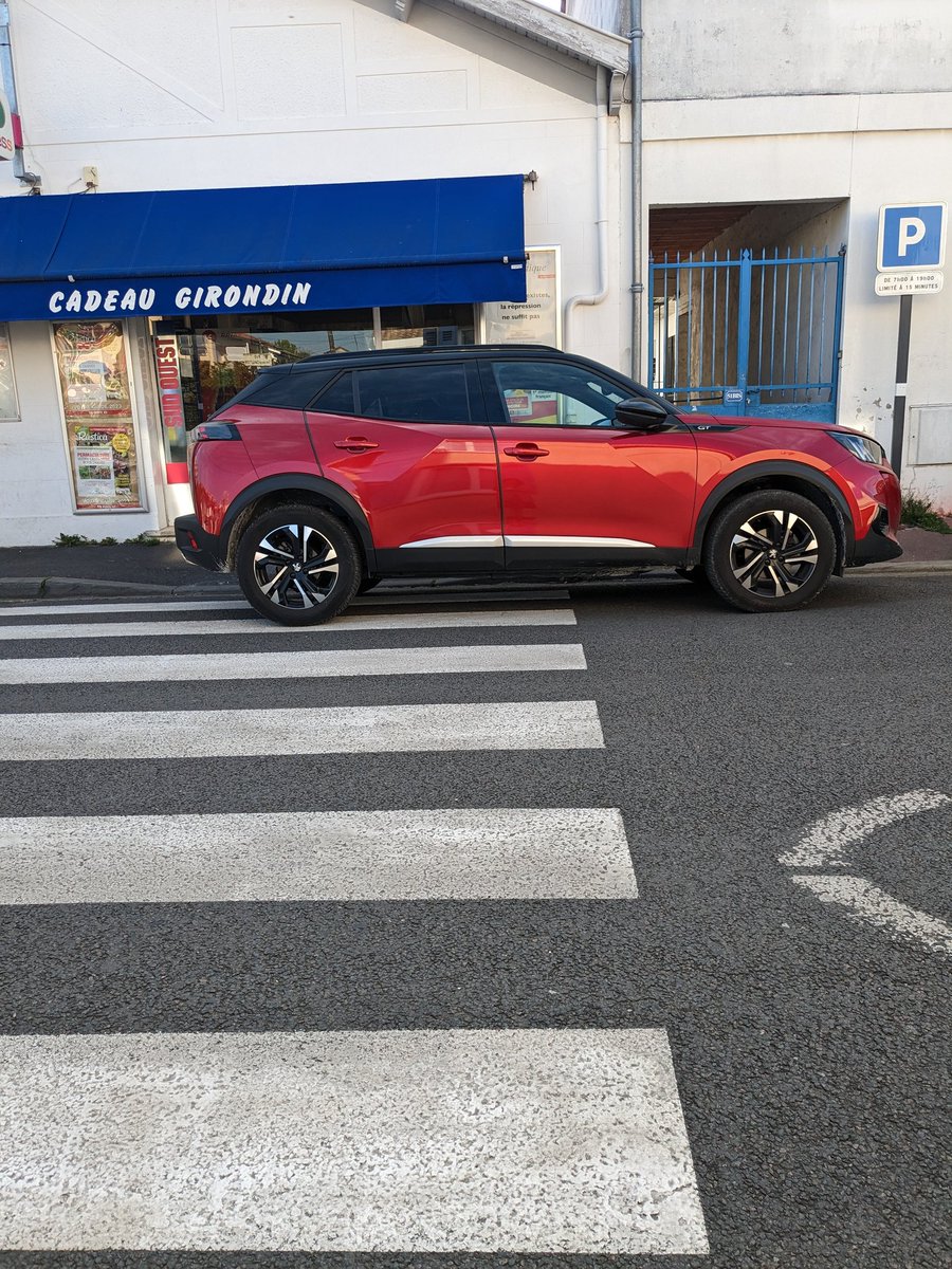 C'est cadeau, débrouille-toi ! 🙄 #gcum <a href="/VilleduBouscat/">Ville du Bouscat</a> <a href="/GwenaelLamarque/">Gwénaël LAMARQUE</a>