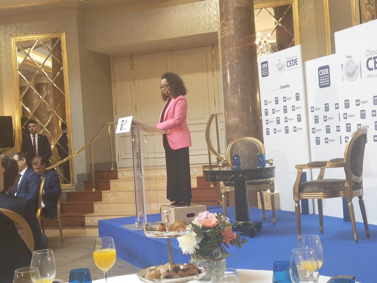 #desayunoCEDE
"Si a España le va bien, a EStado Unidos le va bien, porque somos socios", Julissa Reinoso, embajadora de USA en España

#EmbajadaUSA #Crisiseconomica #inflación  #Ukrania 

@CEDE <a href="/Deloitte/">Deloitte</a> <a href="/Agbar/">Agbar</a>