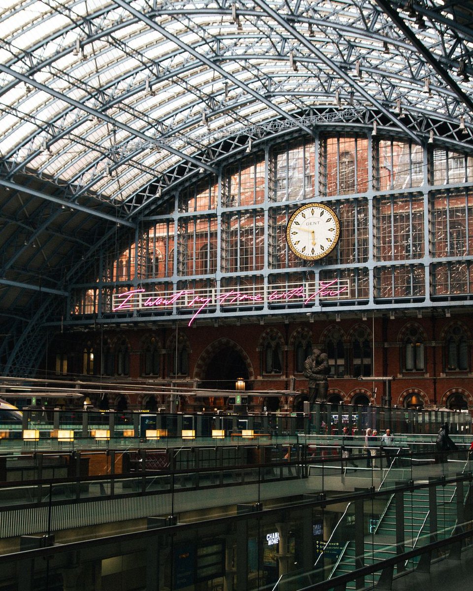 Secret_LDN's tweet photo. Even London's stations are stunning 🚂
(📷 by @francesco.ab_) https://t.co/rrxauXwdHI