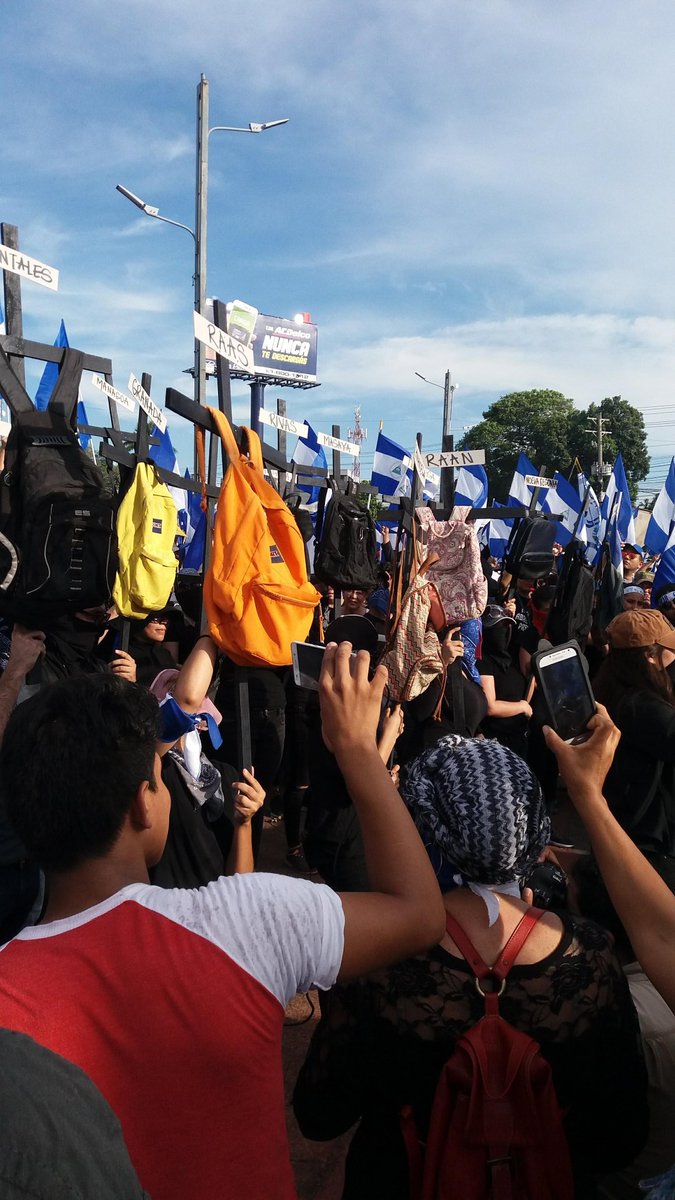 NicaRight's tweet photo. 19/Abril/2018 Hace 5 años, pese a las consecuencias y todo lo que vino con ellas, vivo con orgullo; sabiendo que no fui indiferente ni cobarde, que, mantuve mis valores y convicciones.  #VivaNicaraguaLibre #Abril2018 #AbrilNoSeOlvida #Nicaragua https://t.co/wDY0gagN3P