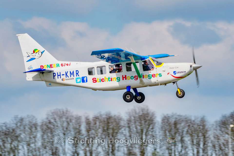 Hoogvliegers's tweet photo. Afgelopen zaterdag hebben er 72 Hoogvliegers gevlogen vanaf Lelystad Airport

https://t.co/9693M4eXRA https://t.co/rSMtq8Qz54